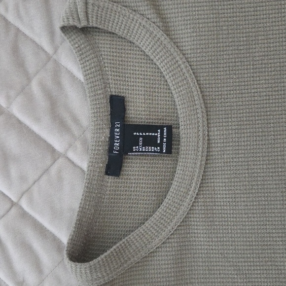 Forever 21 Olive Short Sleeve Tee Classic Crew - Picture 5 of 6